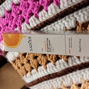 Sadoer vitamin C brightening eye cream/ BUNDLE ONLY 2or more items